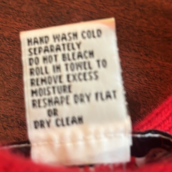 Jennifer Moore Petites Sz S Lambswool Thai Retro V-neck Red Knit Cardigan
﻿ - Picture 8 of 8